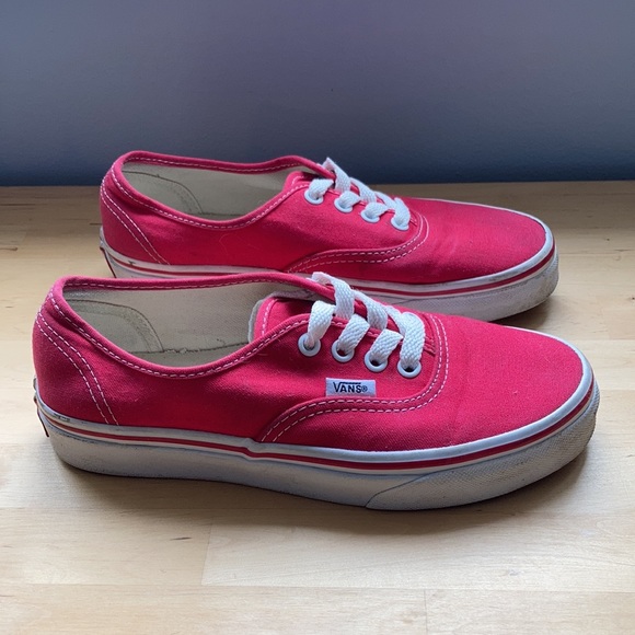 Classic red Vans sneakers ❤️ Women’s 6.5 / Men’s 5 - Picture 7 of 12